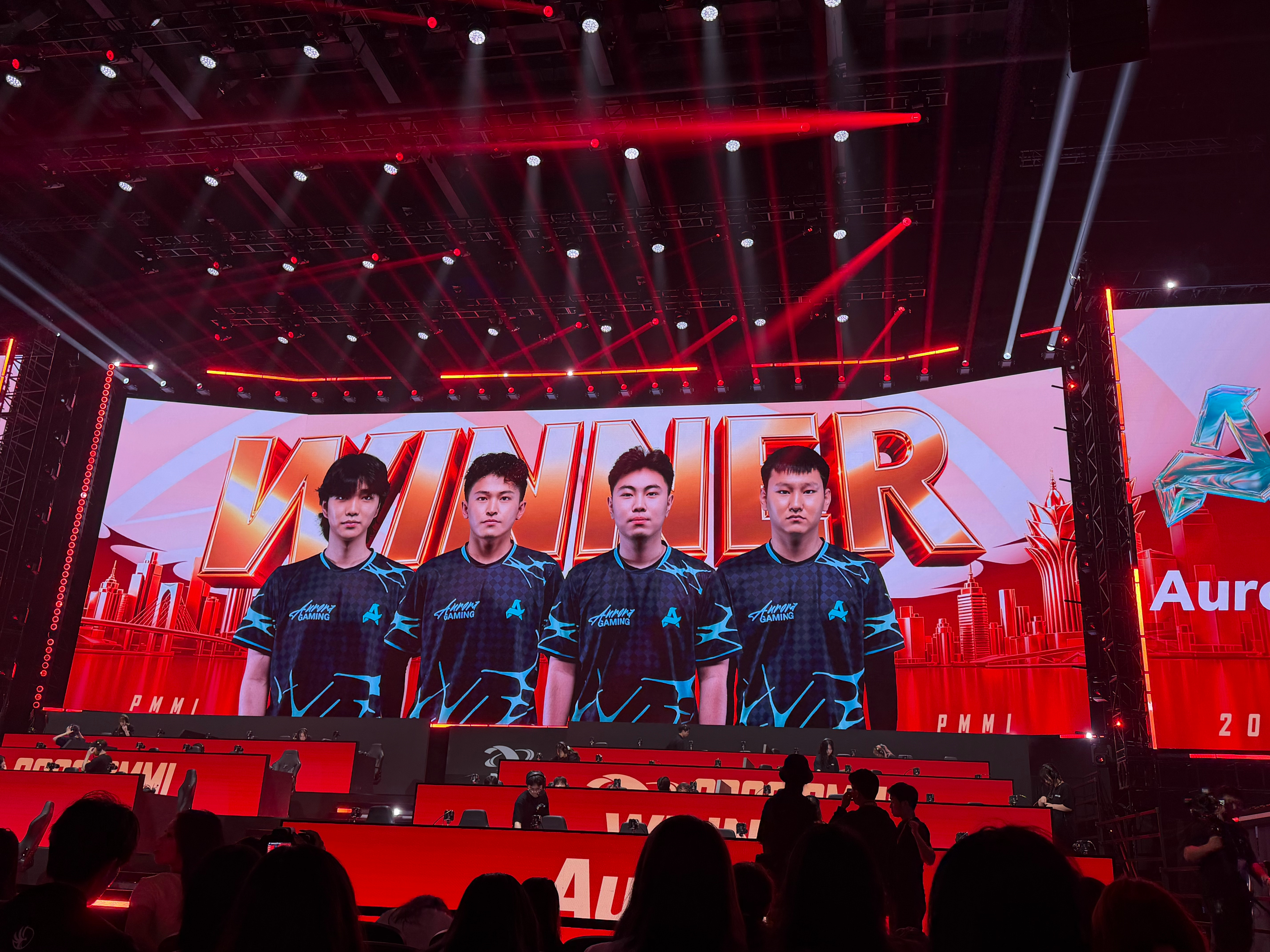 澳门又有好戏上演 【澳门邀请赛决赛D2】第五局获胜队伍：Aurora2026和平