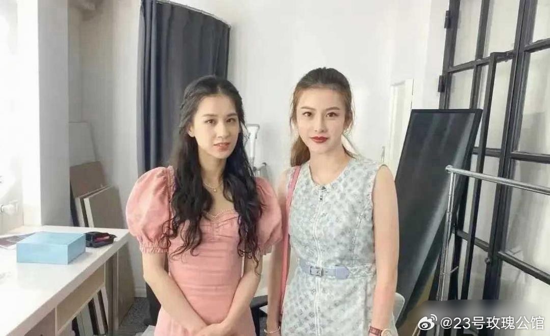 原来黄圣依现实中长这样啊 