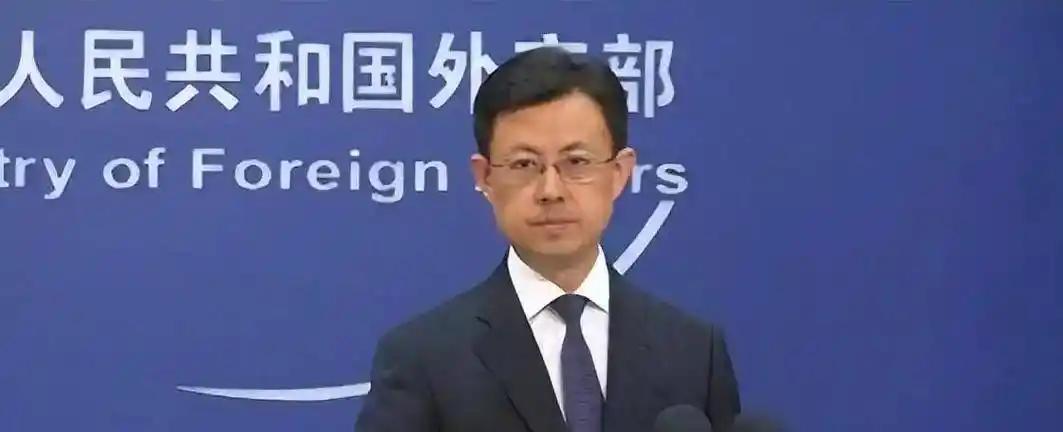 中国应向全世界公告，凡在中国历史上侵犯过中国的国家，如敢再次侵犯中国，中国将对其