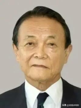 麻生太郎的一句话曾把中国点醒了！

他这话一出来，好家伙，像捅了个马蜂窝。不，是