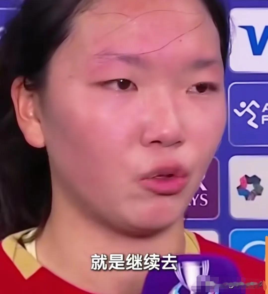 拼到泪流仍输球，
主帅直接走人太扎心！
 
姑娘们赛后绷不住，当场哭到哽咽。
 