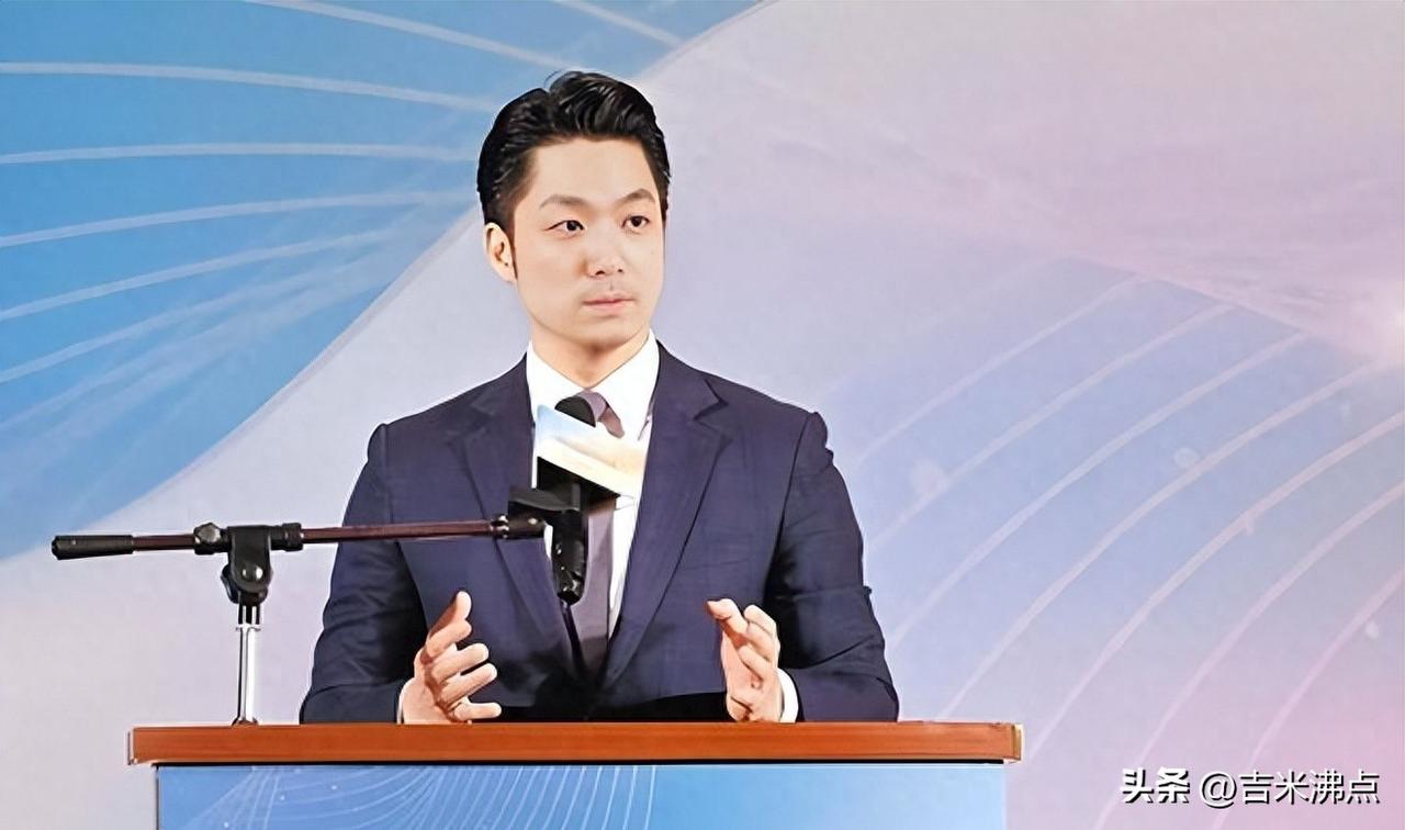 台北市还在办双城论坛，光复节没动静，蒋万安到底在想啥。

蒋万安当台北市长快三年