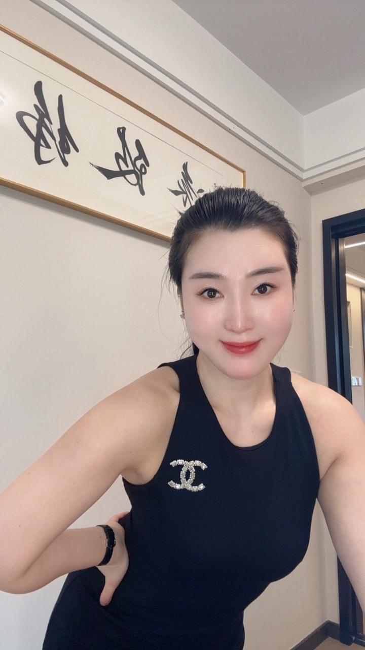 不要给我弯弯绕绕话中有话～我的世界很简单～动脑子的人生太累了～