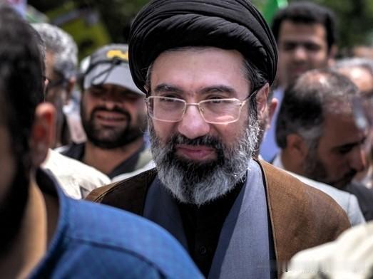 新华社德黑兰4月26日权威消息，伊朗议会副议长尼克扎德公开表态：
遵照伊朗最高领