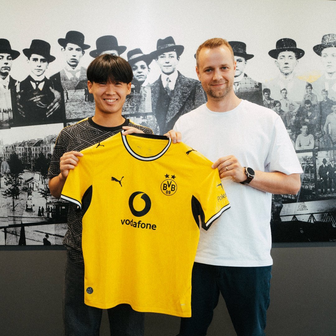 多特蒙德黄黑普鲁士 ❗💛🖤你好，山本天翔！👋🎌多特蒙德足球俱乐部引进了日