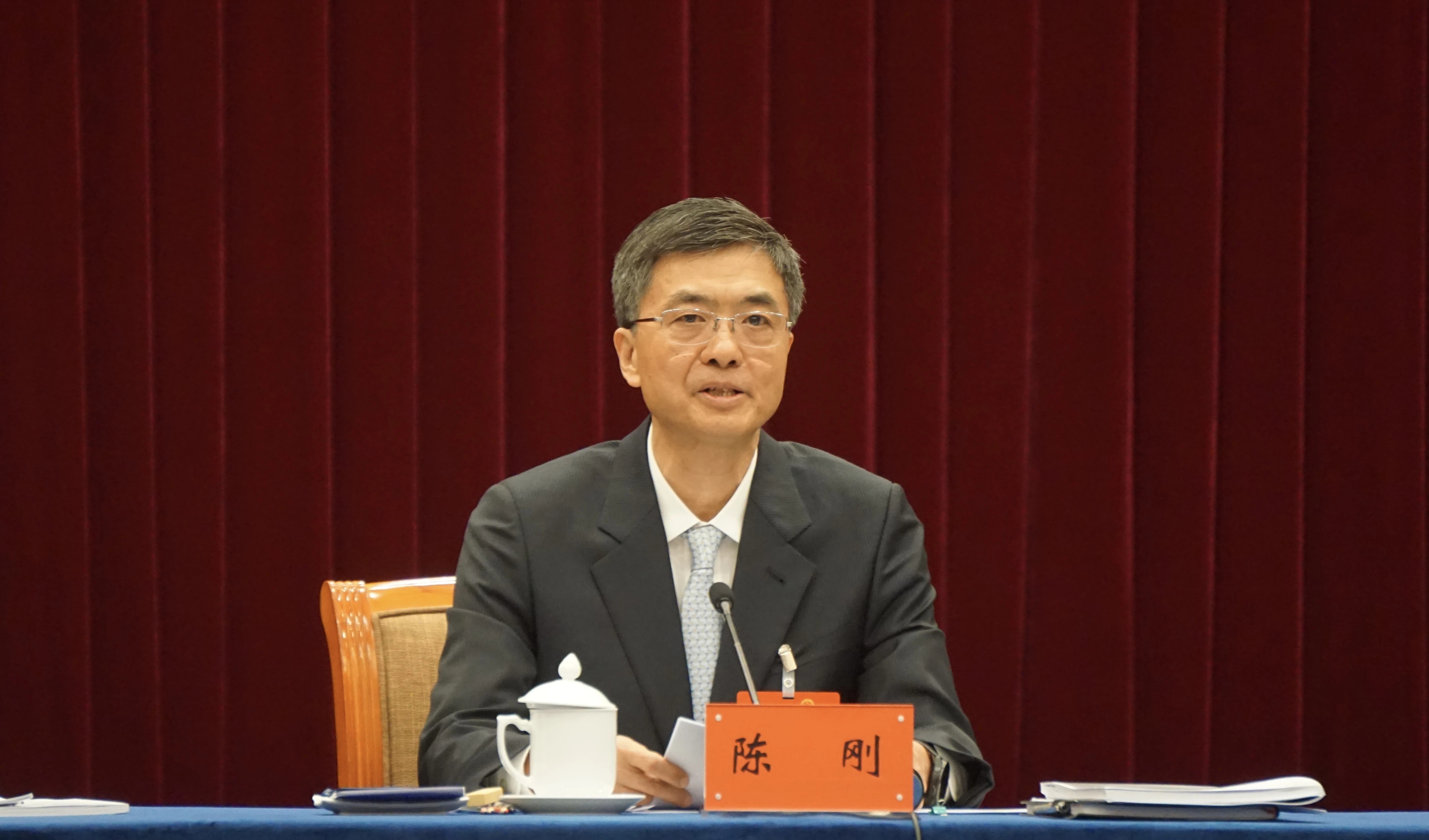 为广西亮家丑的勇气点赞全国人大代表、广西壮族自治区党委书记陈刚：今天就“亮亮家丑