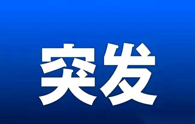 5000多家公司一起跳水，这哪是炒股啊，这是集体跳崖吧？
我今天就盯着屏幕，眼睁