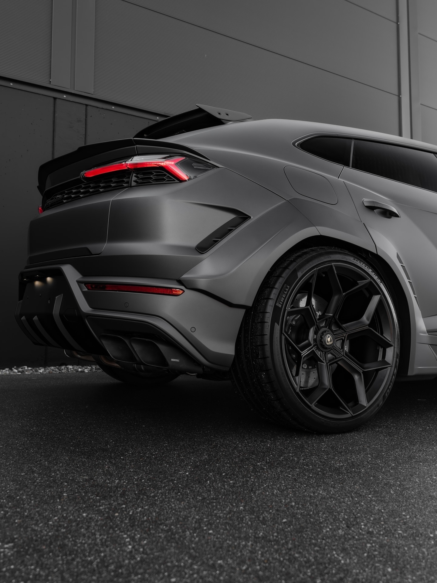 Lamborghini URUS SE｜兰博基尼 