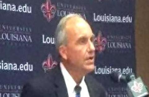 美军事顾问彼得·普赖语出惊人：中国若继续研发电磁脉冲武器，美国电网随时可能陷入黑