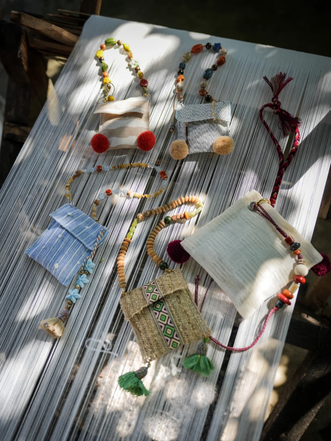 中国人对布从来不吝啬，用千年夏布做的香包