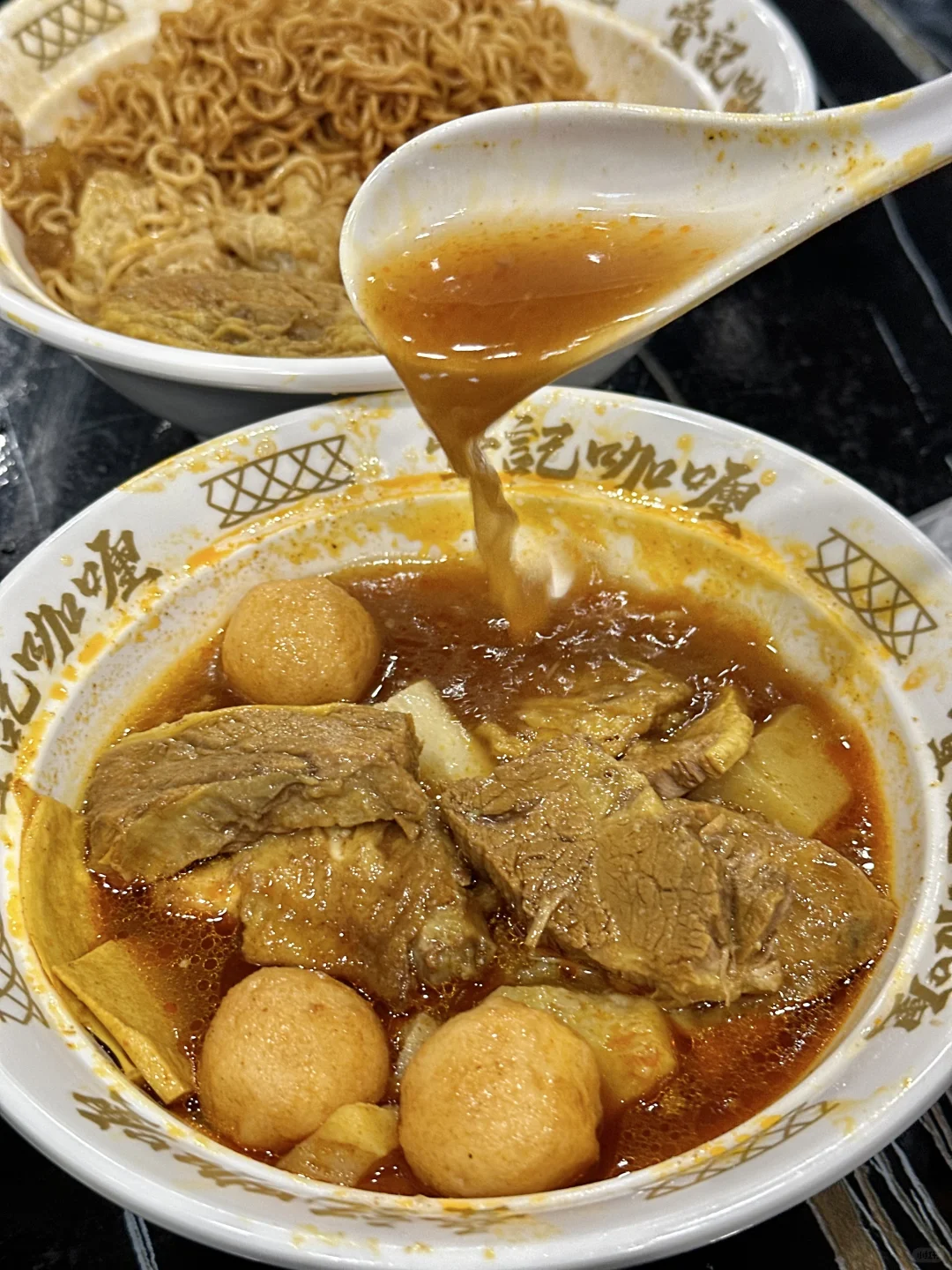 香港啊啊啊！澳门排队王的咖喱开来了！！