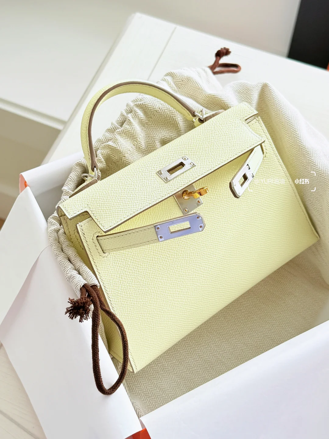 爱马仕 新色的鸳鸯扣也是拿到了🌼🧈💛