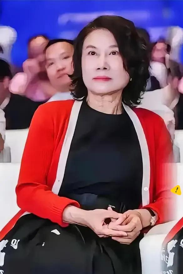 格力最近突然对外宣布，从现在开始生产的所有空调，都将采用铜管，彻底不用之前的铝管