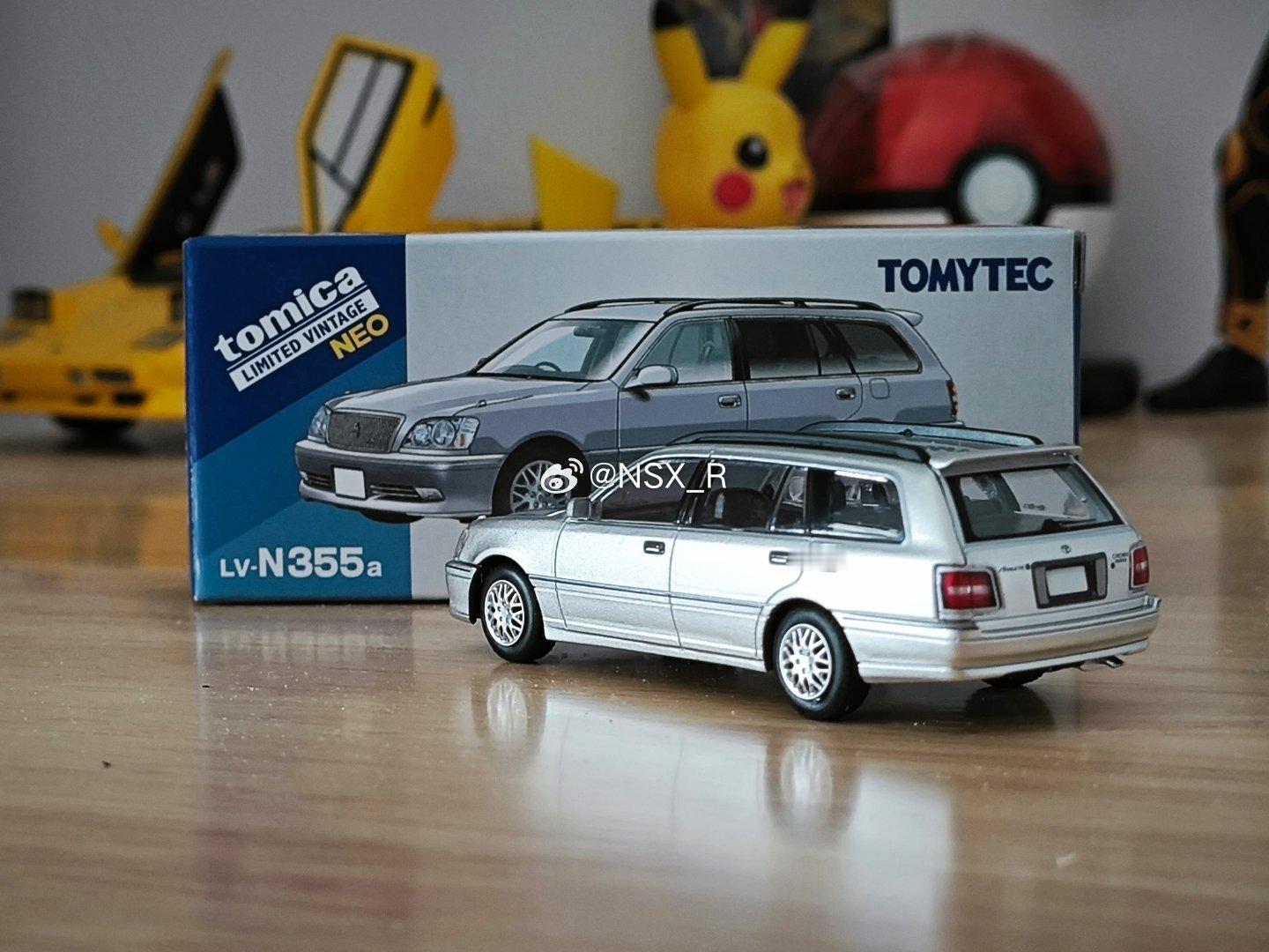 多美卡TLV-N355A 皇冠estate athlete V银色，造型细节都很