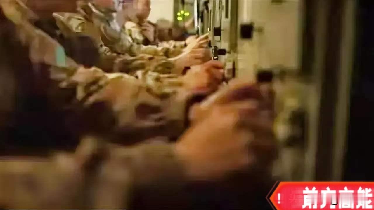 东部沿海阵地，导弹全时竖立，今晚，刚刚也已经通电话
连日来，东部战区沿海一线紧张