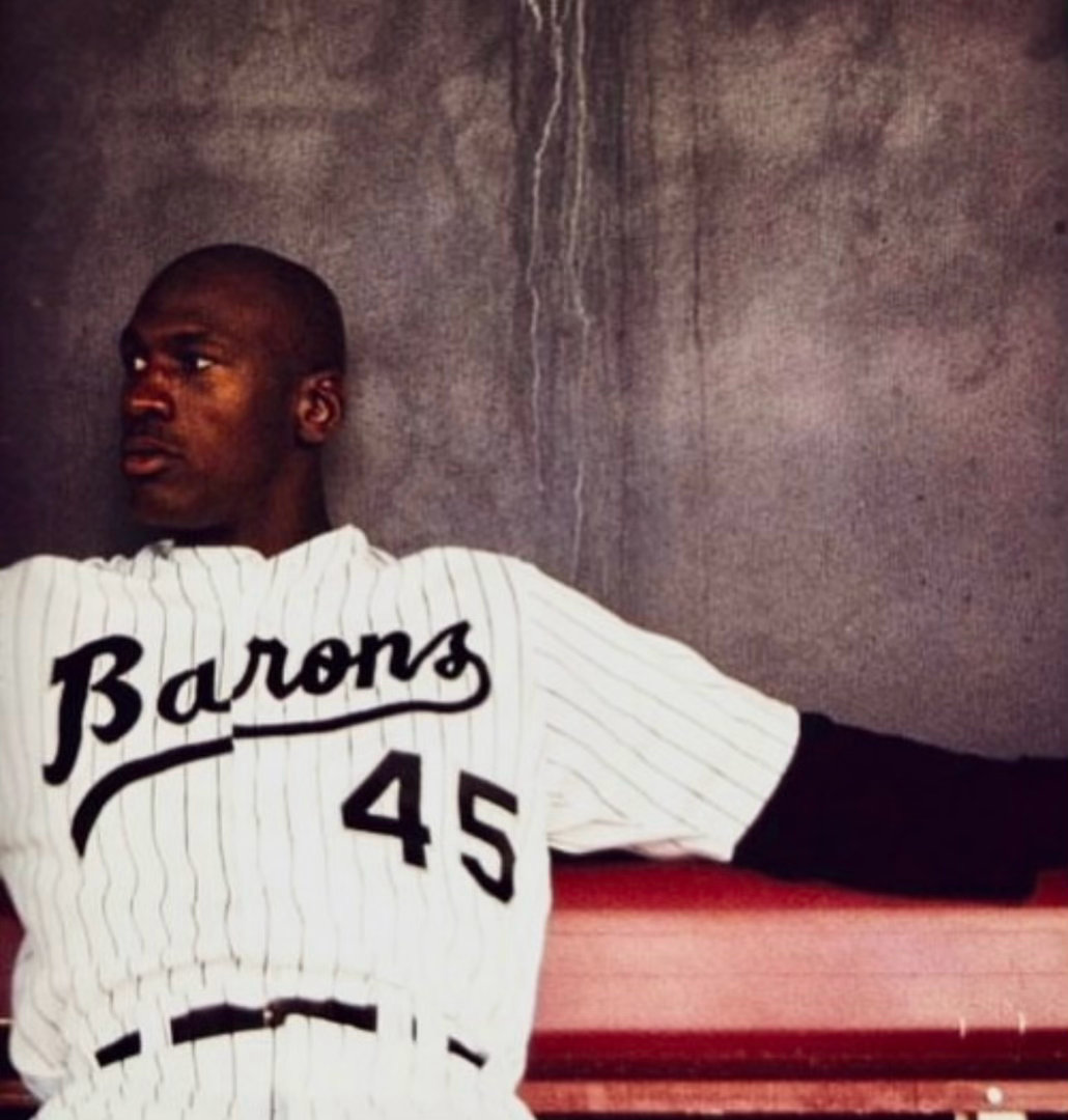 篮天下 1994年，迈克尔·乔丹开启了他的职业棒球生涯之旅。Images via