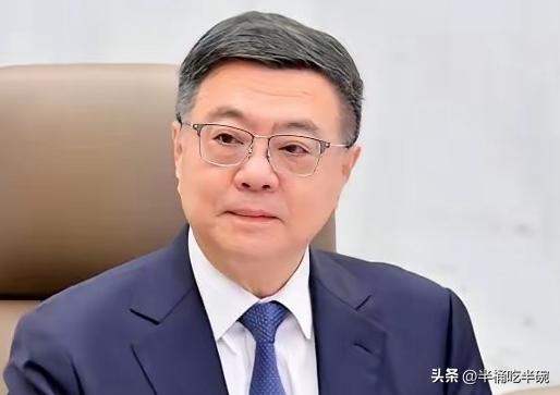 赵少康公开质问赖清德，说他平时总喊两岸互不隶属，真到自家海域被抢，反倒让大陆出头
