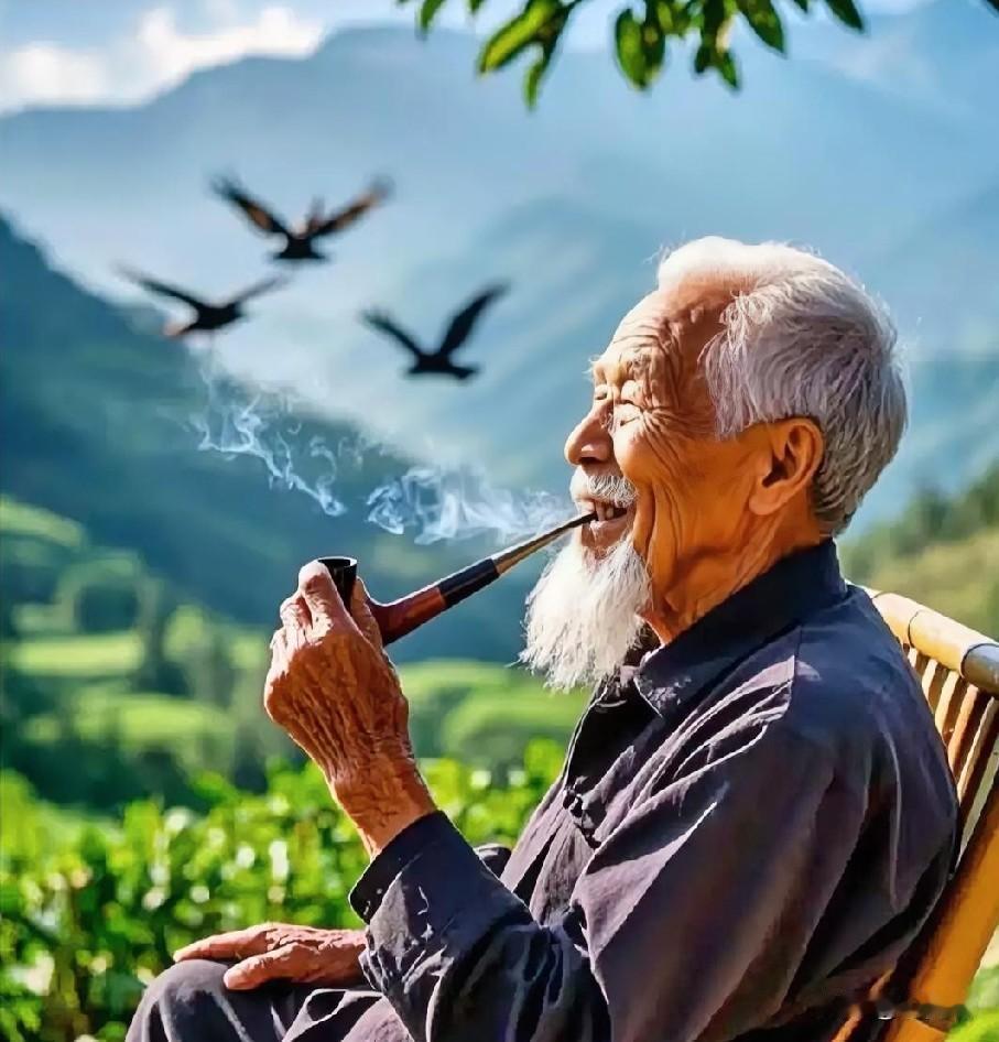 小时候，村里最老的赵爷爷也不过五十九岁走的。出殡那天，吹鼓手还夸了句"高寿"，因