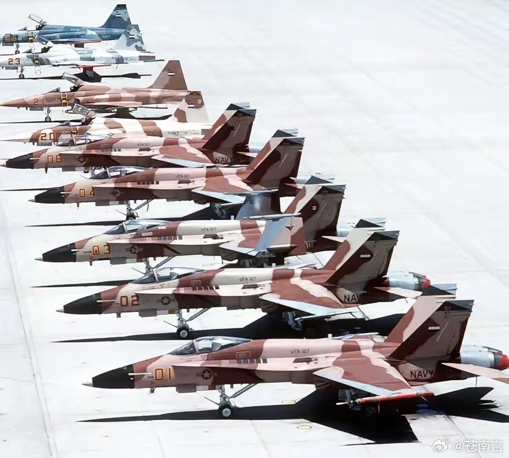 卡塔尔称击落2架伊朗战机刚刚，卡塔尔军方向外界宣布，该国防空系统成功击落了伊朗两