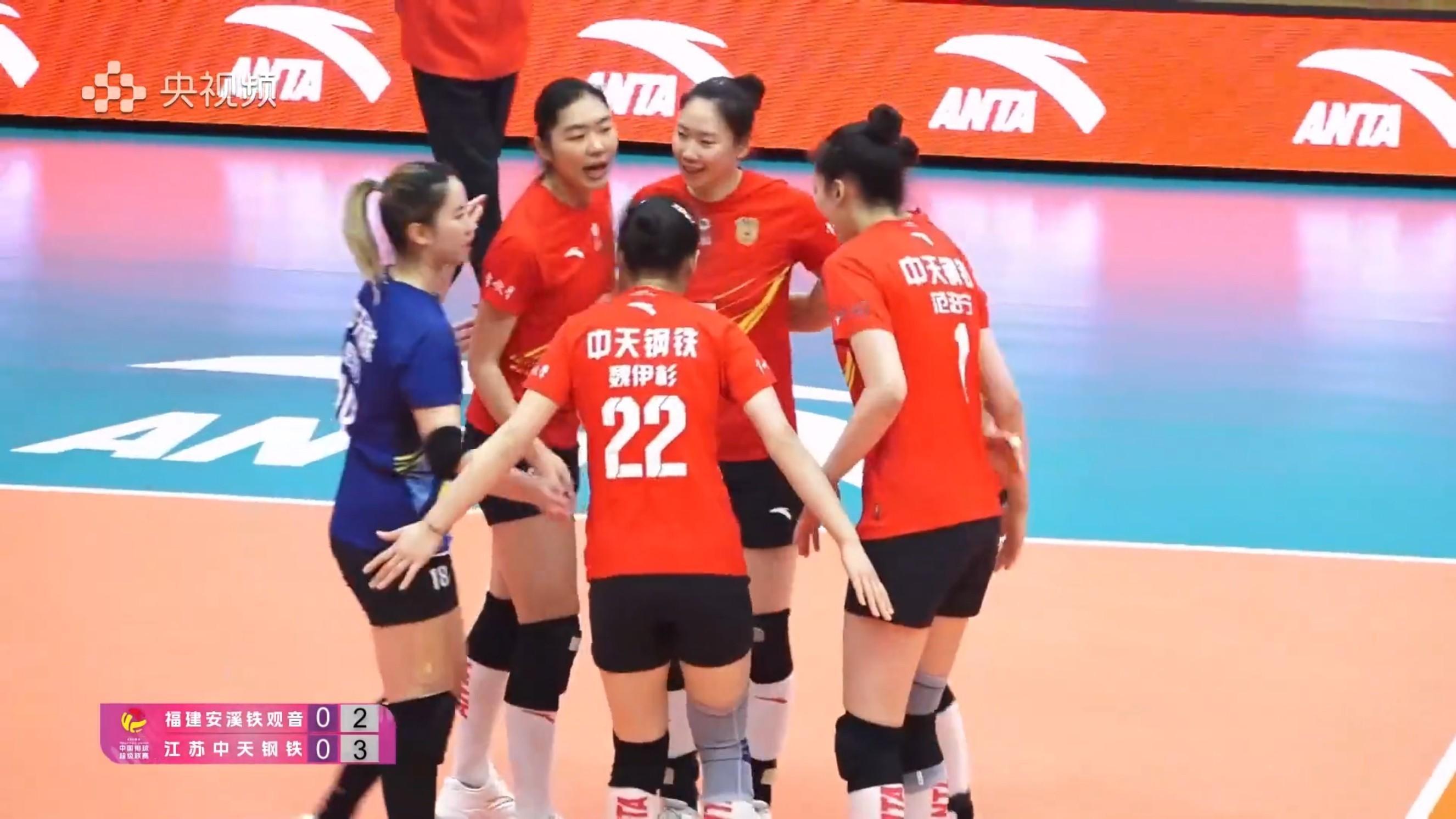 中国女排超级联赛中国排球超级联赛女排Az级常规赛第七轮昨晚续赛，客场作战的江苏中