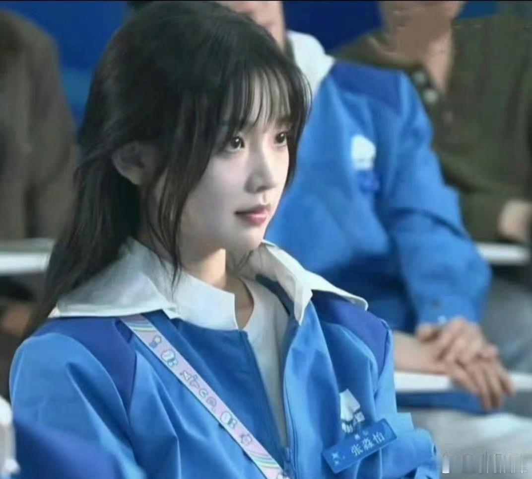 央视镜头下的张淼怡，颜值高，比普通人美多了 