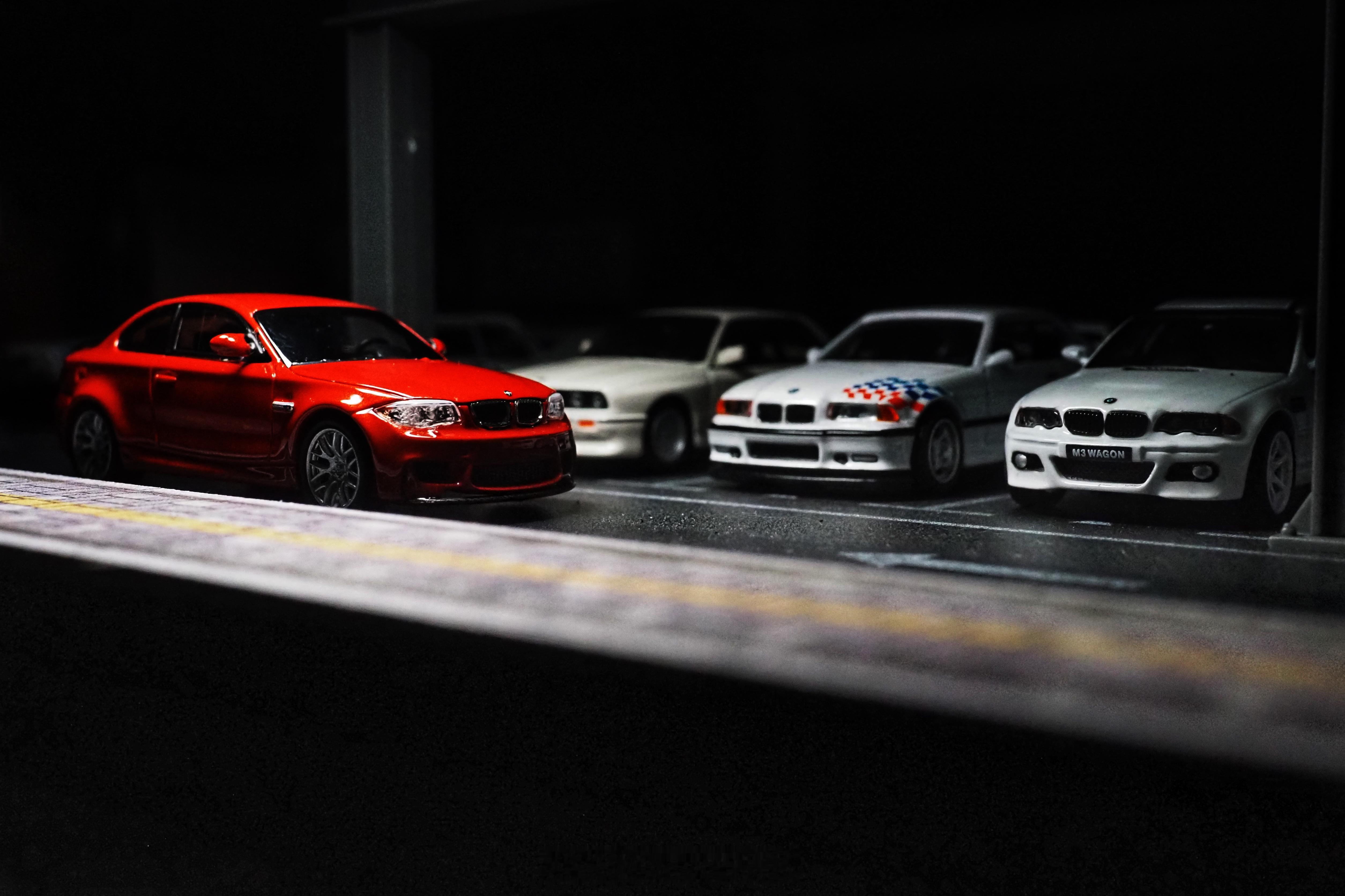 车库又添新丁，BMW E82 1M入库。必须是瓦伦西亚橙