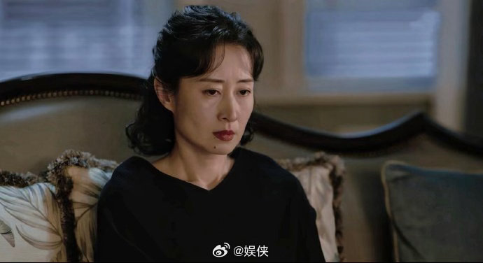 刘敏涛演得太有压迫感了，看得我全程跟着柏庶紧张又窒息，完全代入进去，心里一直揪着