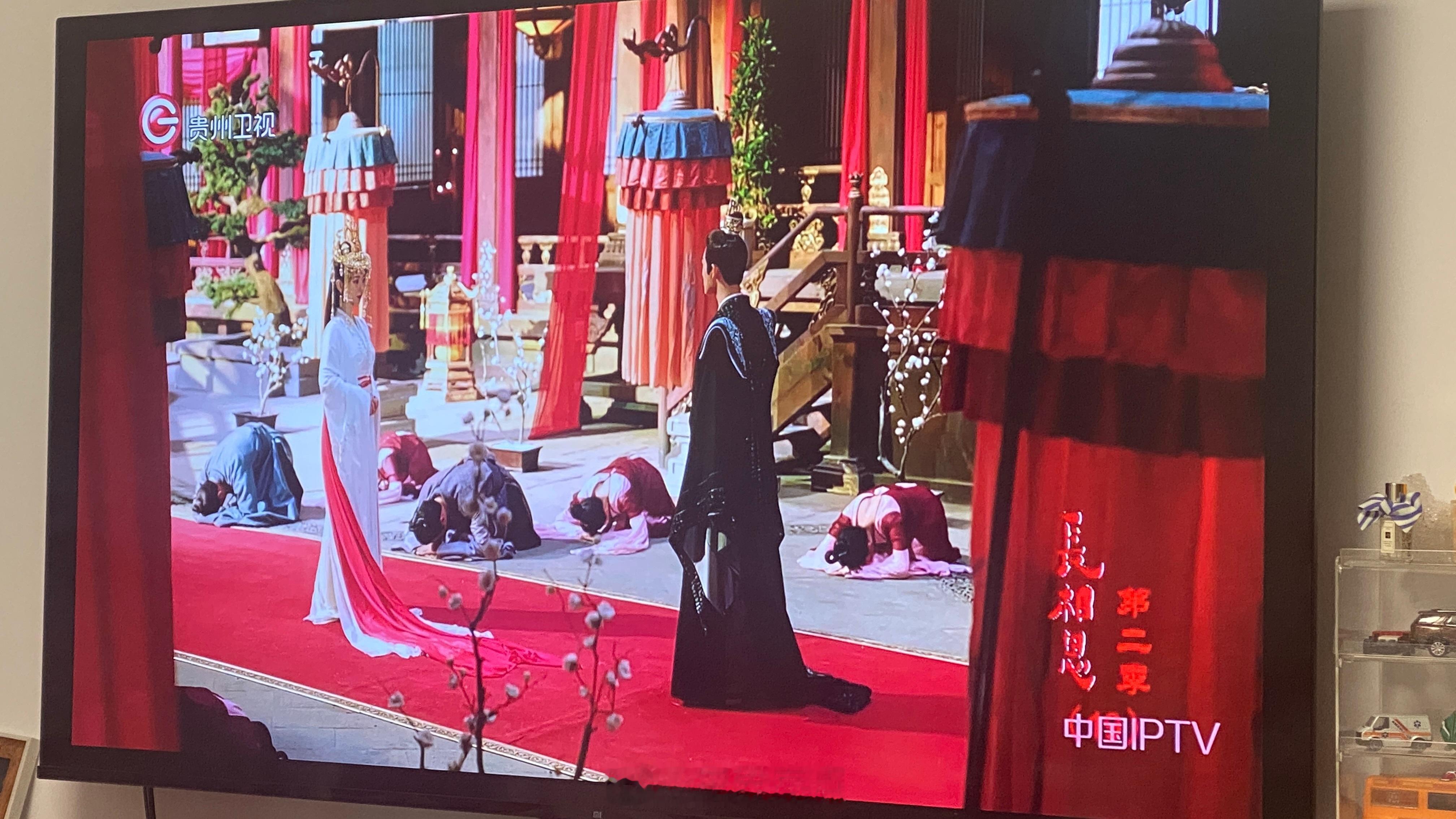 想着吃饭开电视放个背景声听这个？吃不下饭了车界亮点