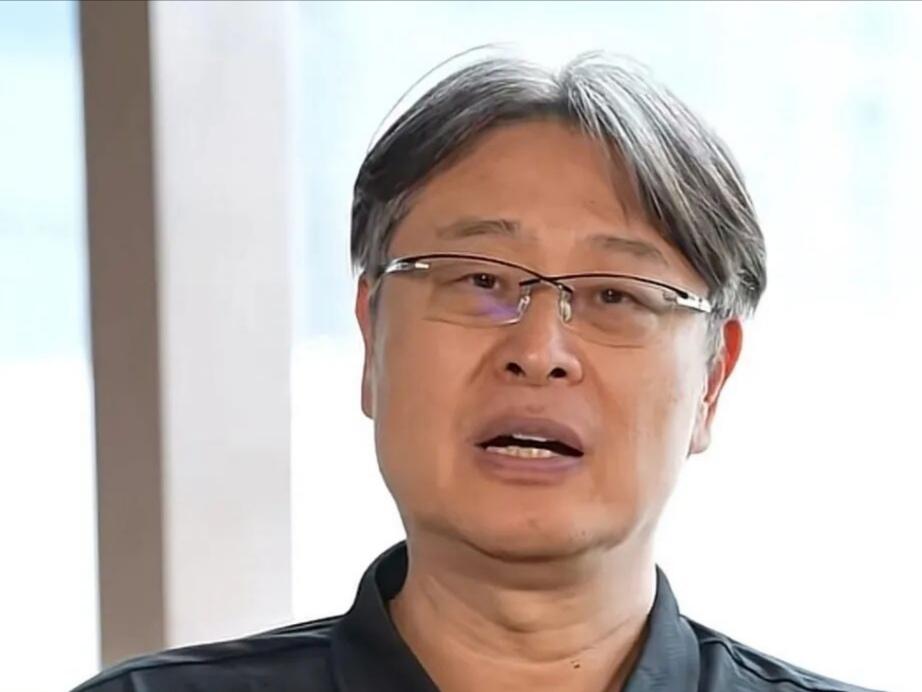 宋涛评述杜锋：勿以几场得失否定辉煌执教履历
 
东阳光董事、男篮名宿宋涛针对杜锋