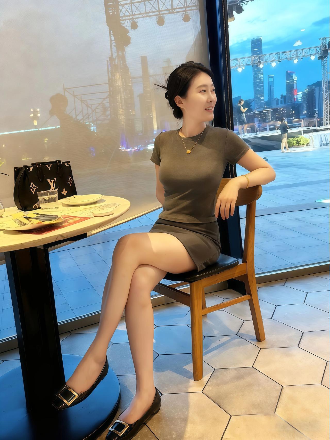 全网女神资源整合，发现美分享美。优雅气质 女人味