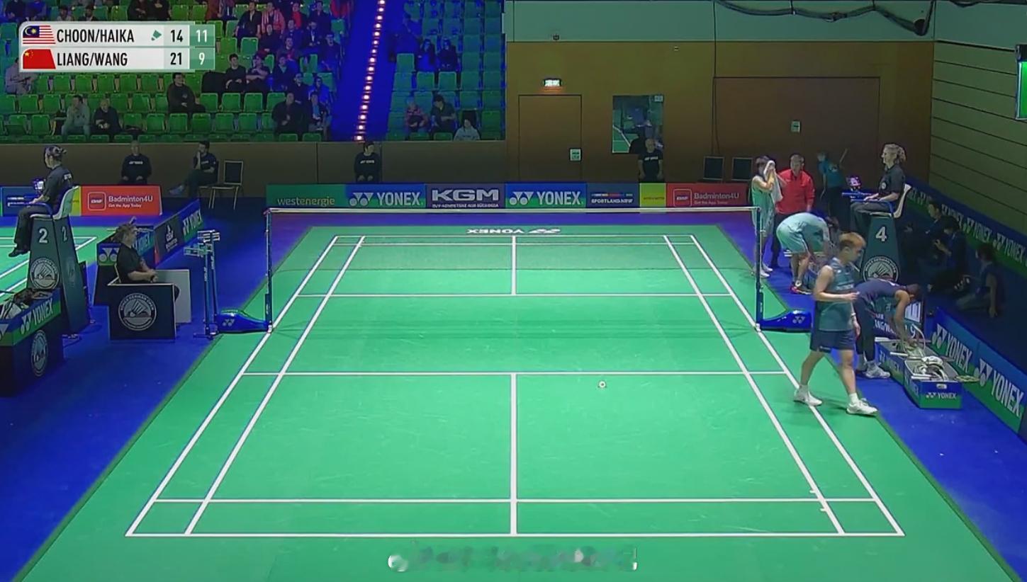 男双 1/16赛 钟鸿健 / 海卡尔 14-21 11-9 梁伟铿(2) / 王