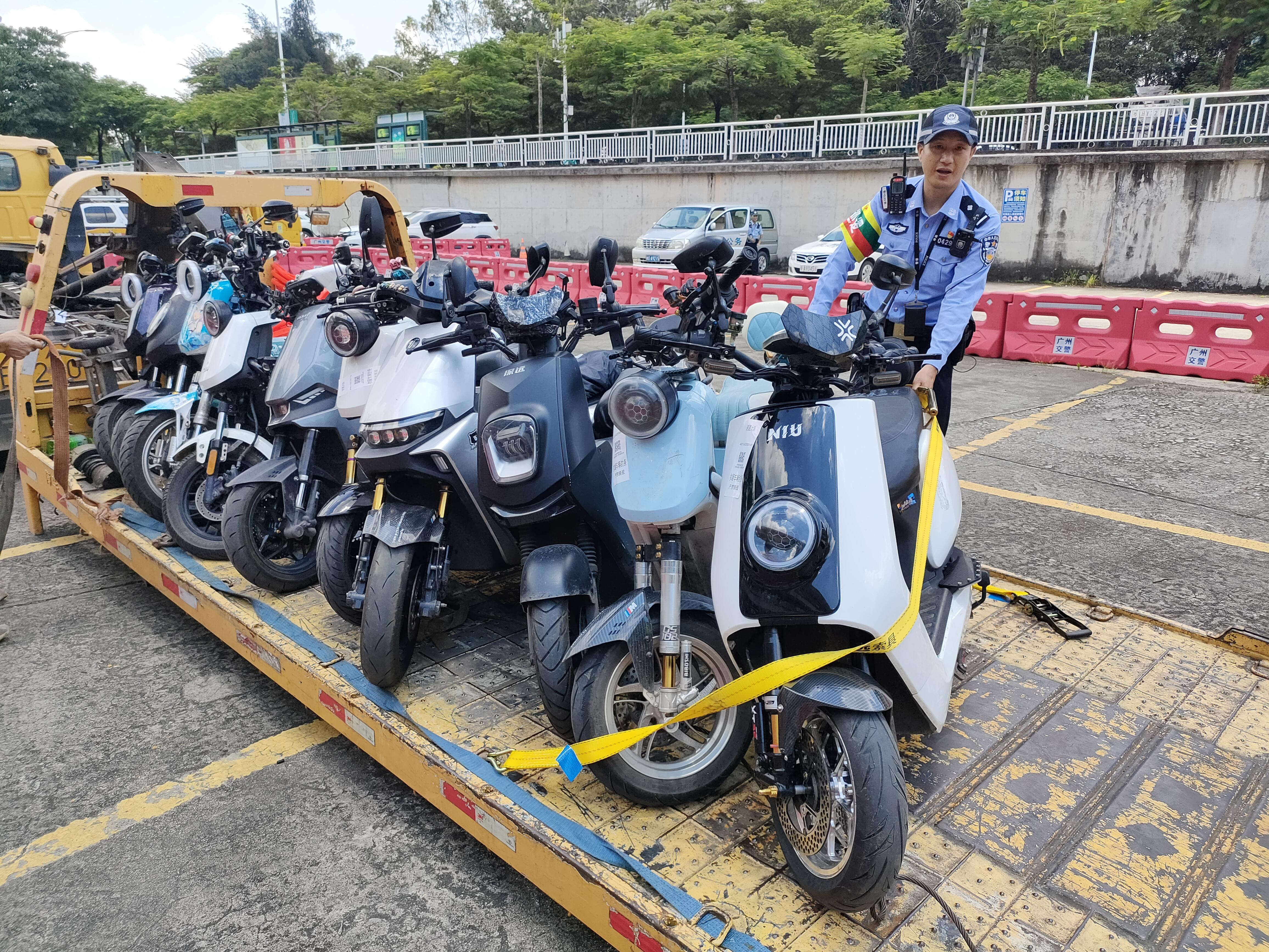 #广东无人机查处电鸡摩托违法#【广东将运用无人机等查处电动自行车摩托车违法！严审