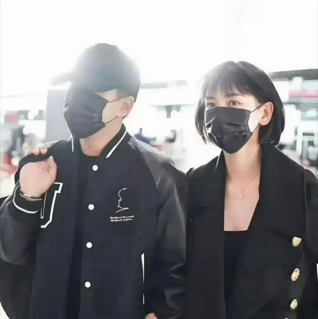 刘丹曝刘恺威李晓峰分手之前还一直磕他俩，当初看着特别般配，没想到走到分开。还是刘