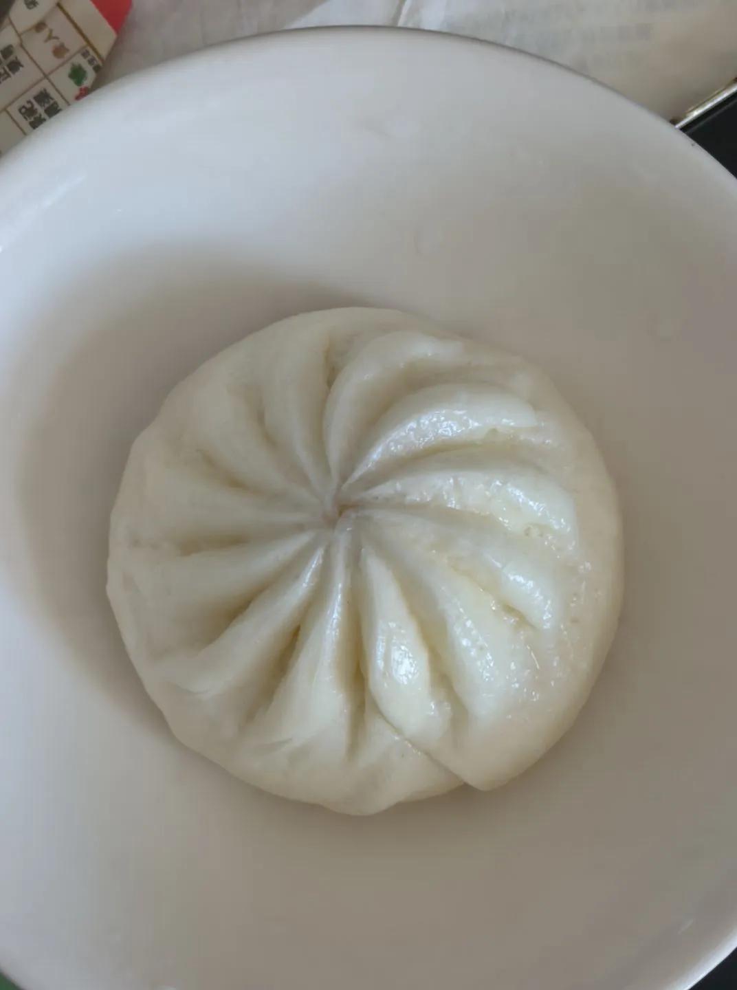#我的早餐日记#一个包子，一个鸡蛋，一杯牛奶