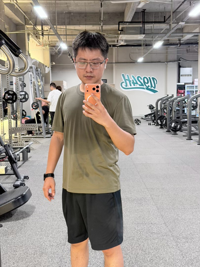 撸铁打卡～依然坚持每日一练ing～ ​​​