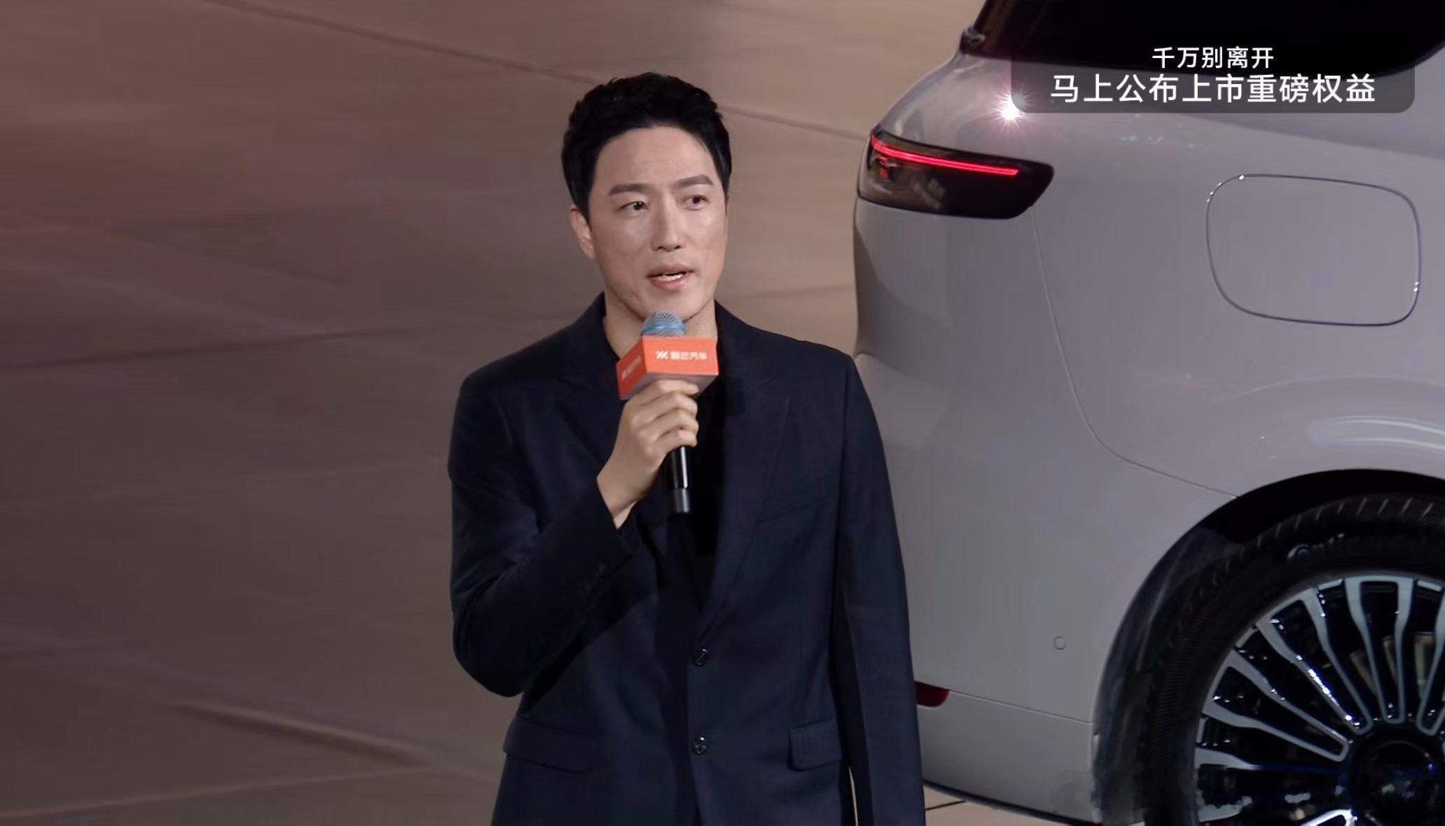 刘翔直言中国新能源车太顶了 刘翔！！！哇哦，太惊喜了，能看到刘翔真的是非常非常难