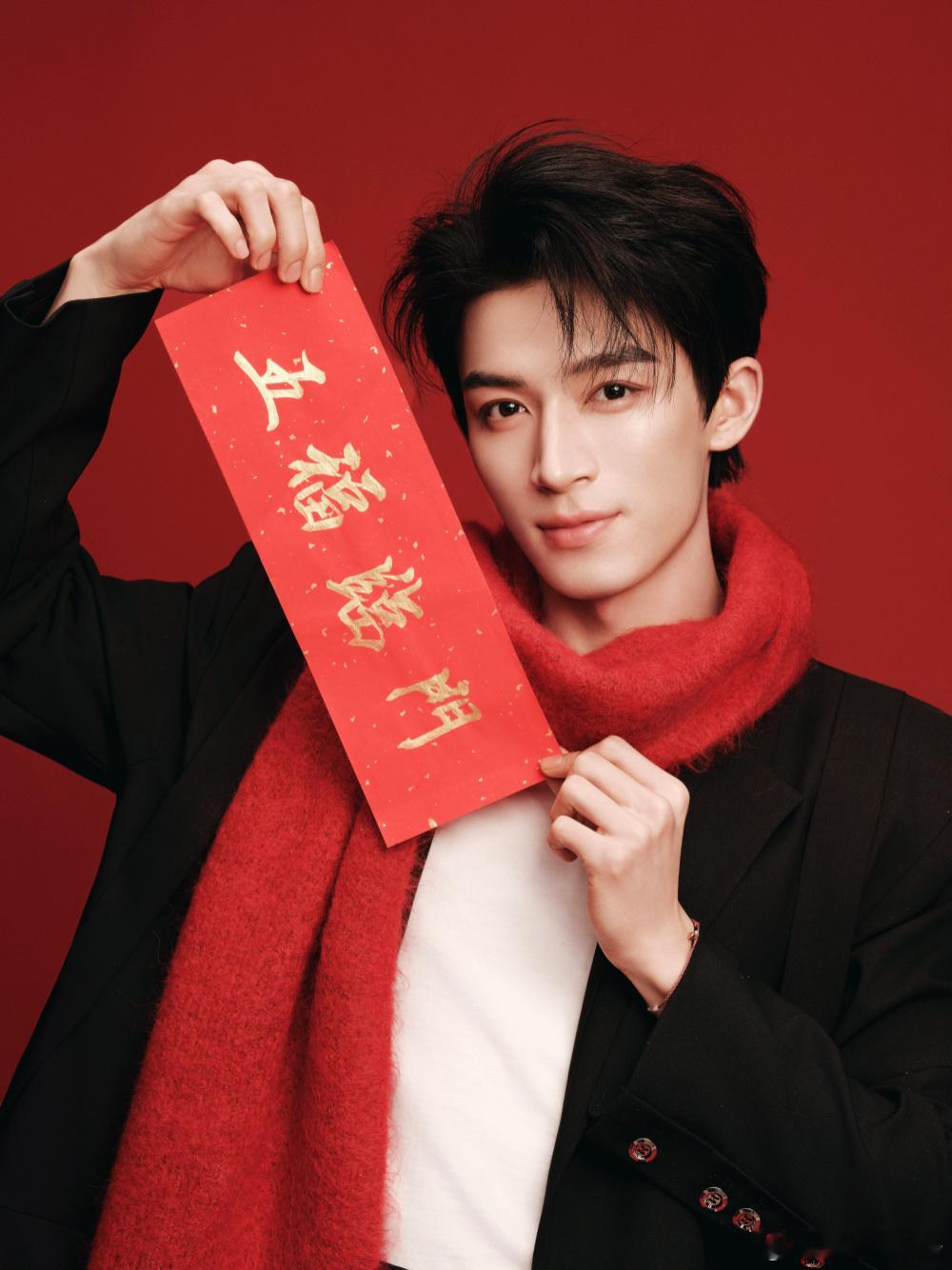 王星越三个角色三种类型  王星越在宁安如梦将张遮的儒雅与坚守刻画得入木三分，到了