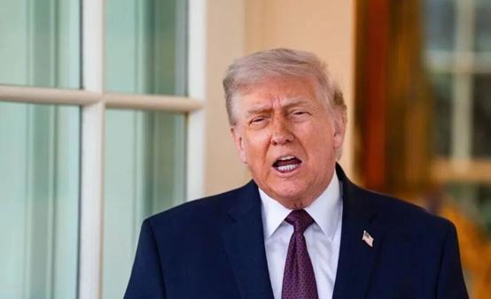 霍尔木兹海峡其实是伊朗手里唯一的筹码，一旦放弃，那么伊朗只能任由美国“宰割”了！