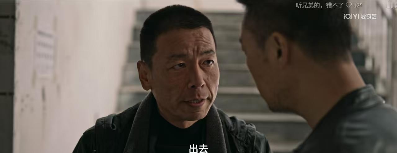 苏洪宝就这么没了？
为麦洪超挡刀而死，这结局太憋屈了！
这根本不是简单的兄弟情，