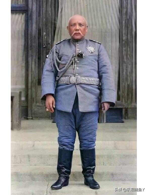 这才是1913年袁世凯在北京的真实貌相，这并非电视剧里的演员，也并不是演戏，而是