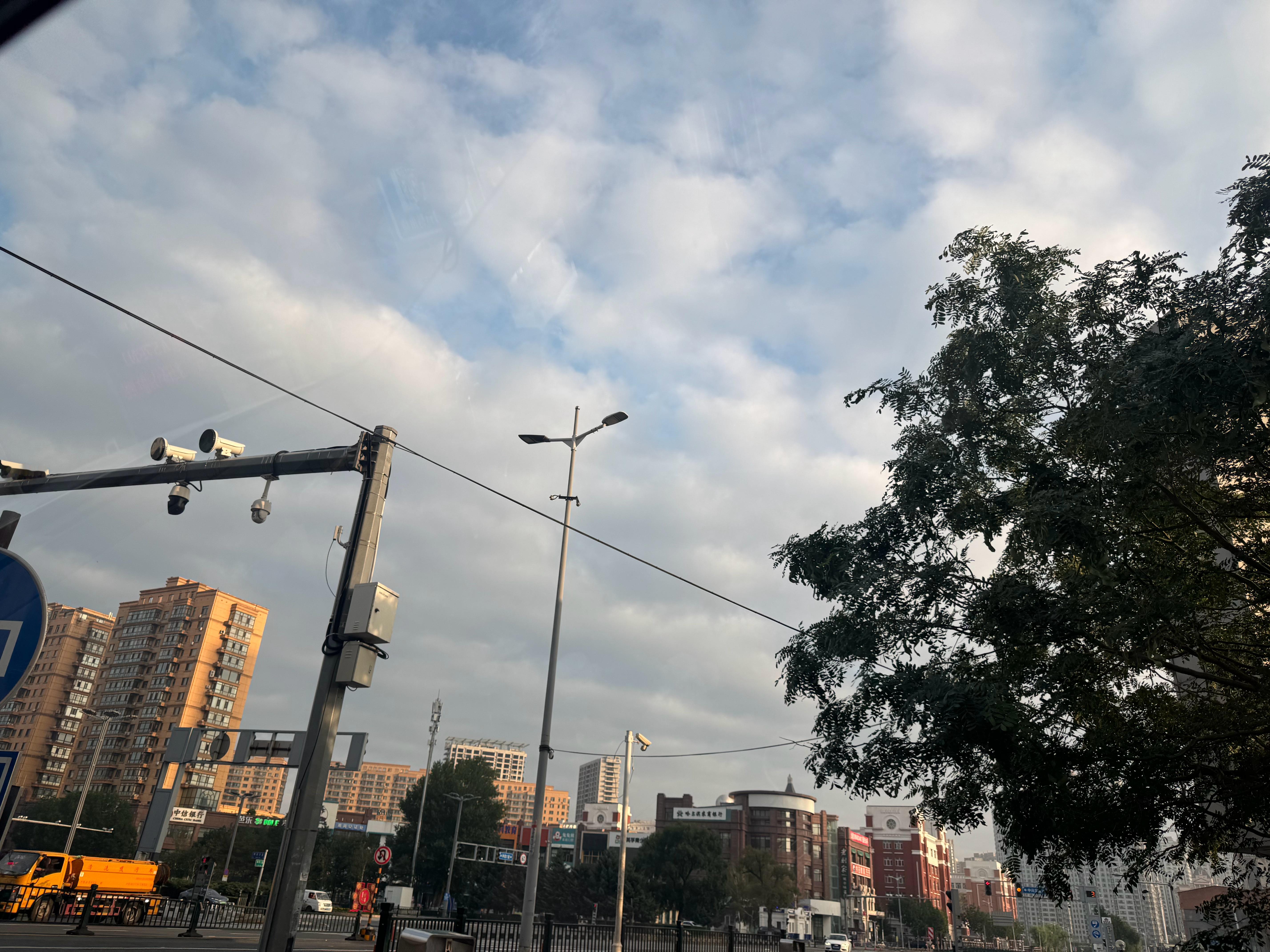 真的好久好久没有这么早起床了，早啊宝子们。 