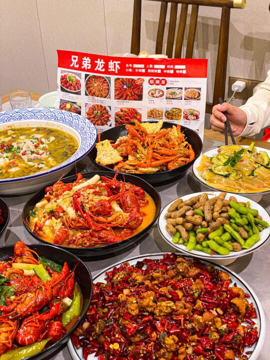 宁波！开了十年的小龙虾老店，嘎嘎好吃！