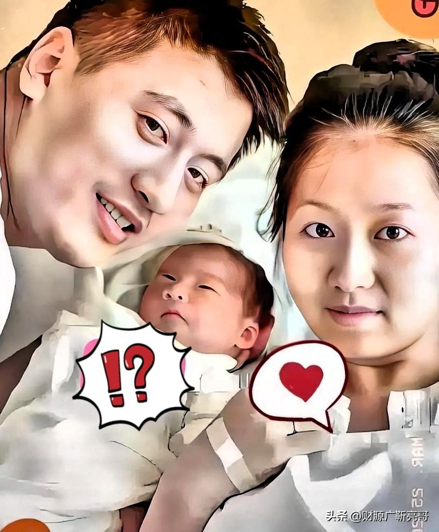 
看到李丽婧现在的处境，真让人心里发慌。

35岁，正儿八经的历史学博士，原本