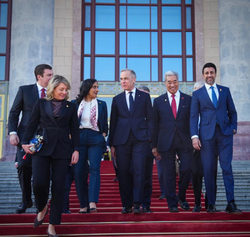 加拿大总理卡尼2月5日宣布两件大事，都和中国有关。

卡尼说，“在近期贸易紧张之