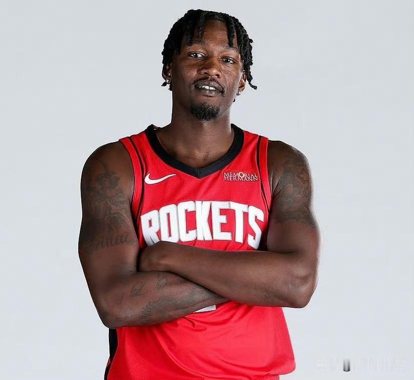 用行动将自己打入冷宫！！！芬尼-史密斯在火箭位置岌岌可危，面临无球可打！新年爱好