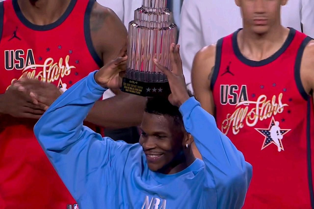 爱德华兹荣获2026年全明星mvp！不得不承认的3点事实……

第一：爱德华兹（