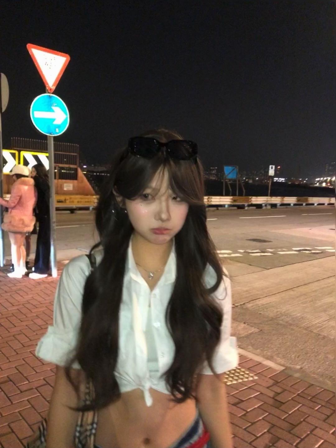 你就这样出现闯入我心里面