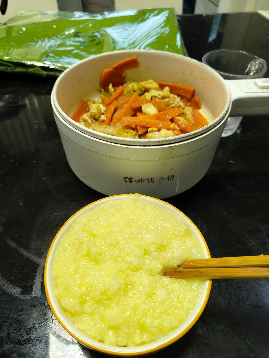 早晨5点多就开始剪辑视频，剪的手指头都冒烟了，起来以后就光着背，明显的冷，很冷，