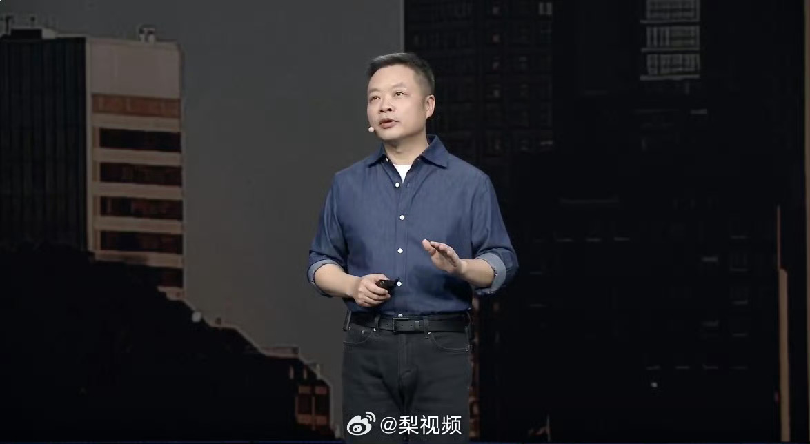 何小鹏辟谣前法拉利设计师离职 老板亲自下场辟谣够敞亮的！顶级设计师留下来深耕，比