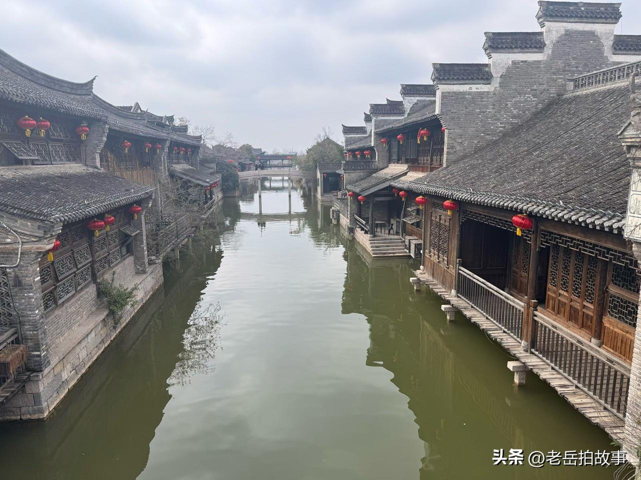 现在有些地方结婚要彩礼也真的吓人:今天下午在楼下聊天，一位邻居说，他家遇到了一件